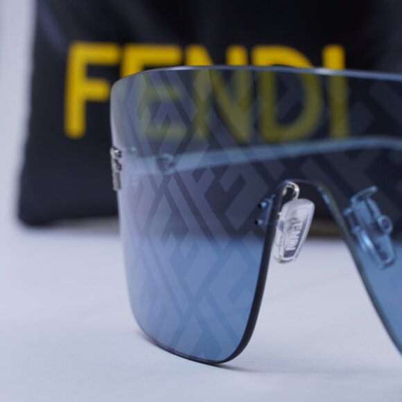 Final Price! Fendi FE4121US 16V Sunglasses - Picture 8 of 9